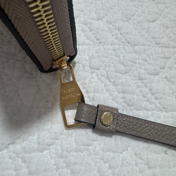 Louis Vuitton - Zippy Wallet Turtledove - M69034 - Picture 5 of 14